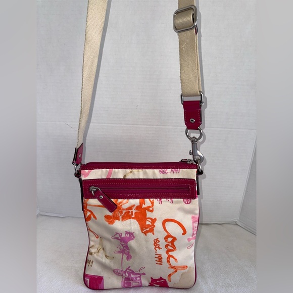 Vintage Coach Horse Carriage Logo Crossbody Messenger Swing Shoulder Purse - Picture 1 of 16